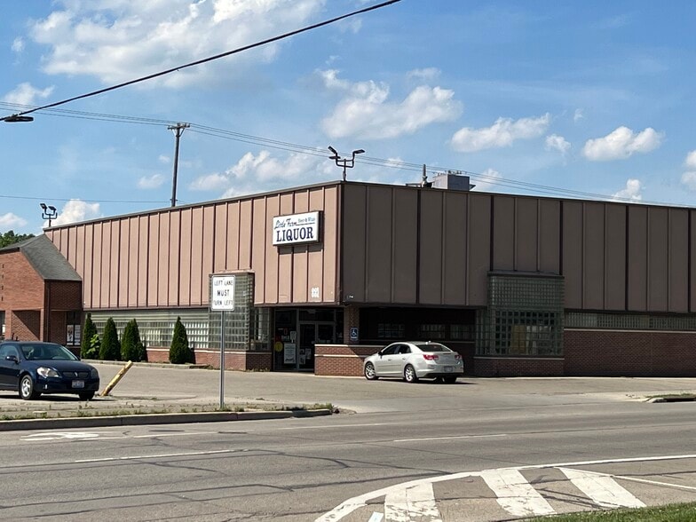 881 E Dixie Dr, West Carrollton, OH for lease - Building Photo - Image 2 of 13