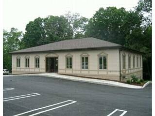 594 E Main St, Middletown, NY for sale Primary Photo- Image 1 of 1