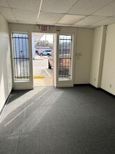 13200 Hempstead Hwy, Houston, TX for lease Building Photo- Image 2 of 4