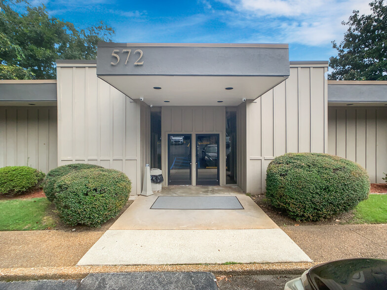 574 Azalea Rd, Mobile, AL for lease - Building Photo - Image 1 of 14