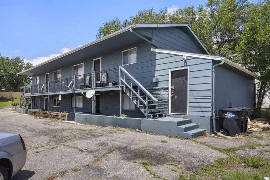 127 University Dr, Colorado Springs, CO for sale - Building Photo - Image 3 of 9