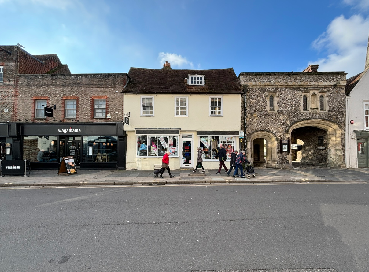 24 South St, Chichester for lease Building Photo- Image 1 of 2