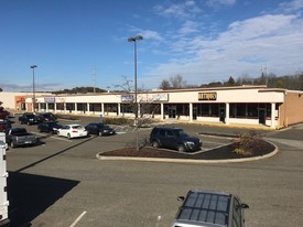 East Haven Outlet Center - Gas Station