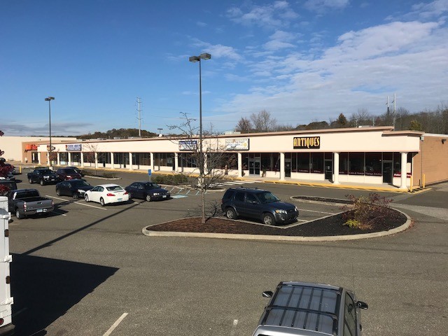 15-75 N Frontage Rd, East Haven, CT for lease - Building Photo - Image 1 of 8