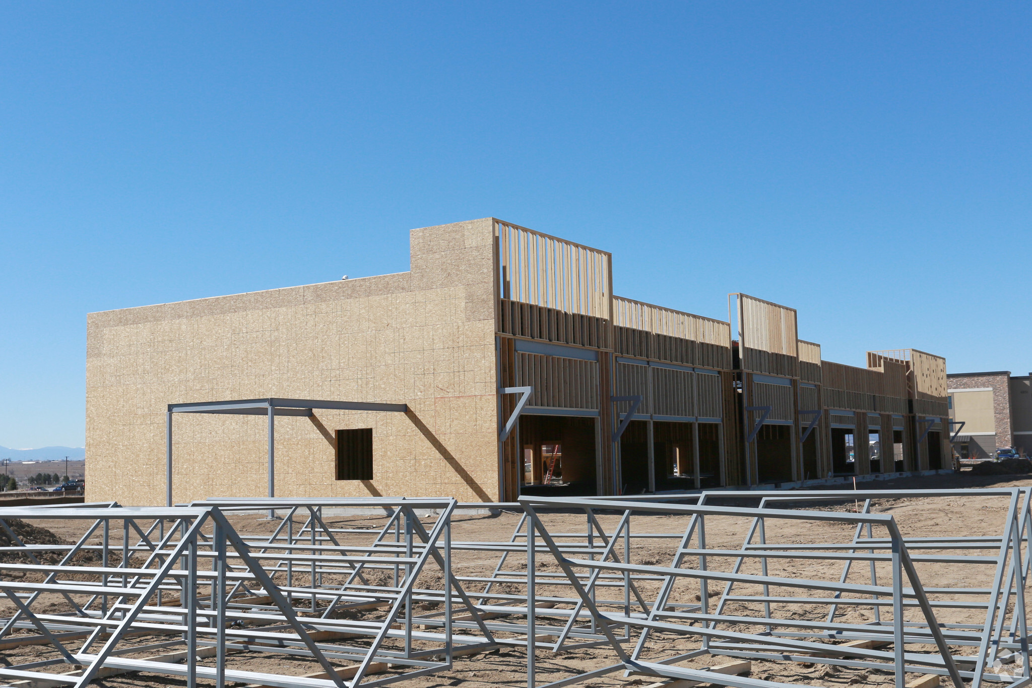 4896-4899 Larimer Pky, Johnstown, CO for sale Primary Photo- Image 1 of 1