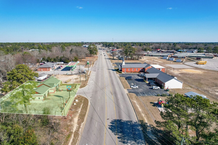 4976 Cumberland Rd, Fayetteville, NC for sale - Building Photo - Image 2 of 7