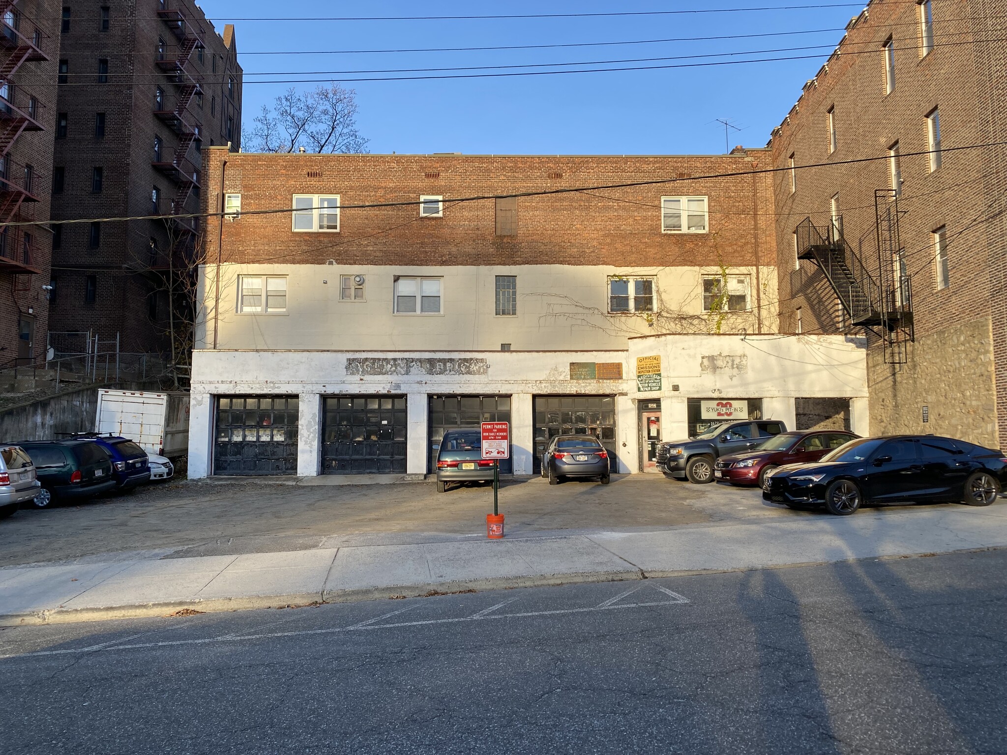 20 Grayrock Rd, Scarsdale, NY for sale Primary Photo- Image 1 of 21