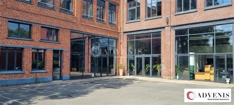 Retail in Roubaix for lease - Building Photo - Image 1 of 7