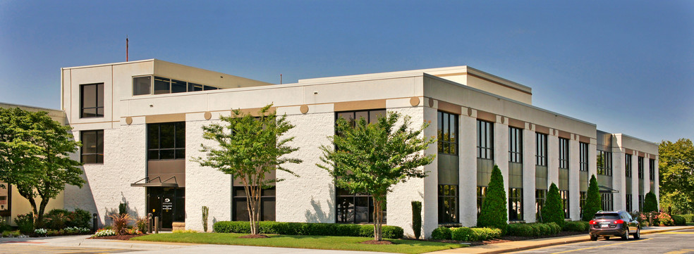 1545 Crossways Blvd, Chesapeake, VA for lease - Building Photo - Image 3 of 8