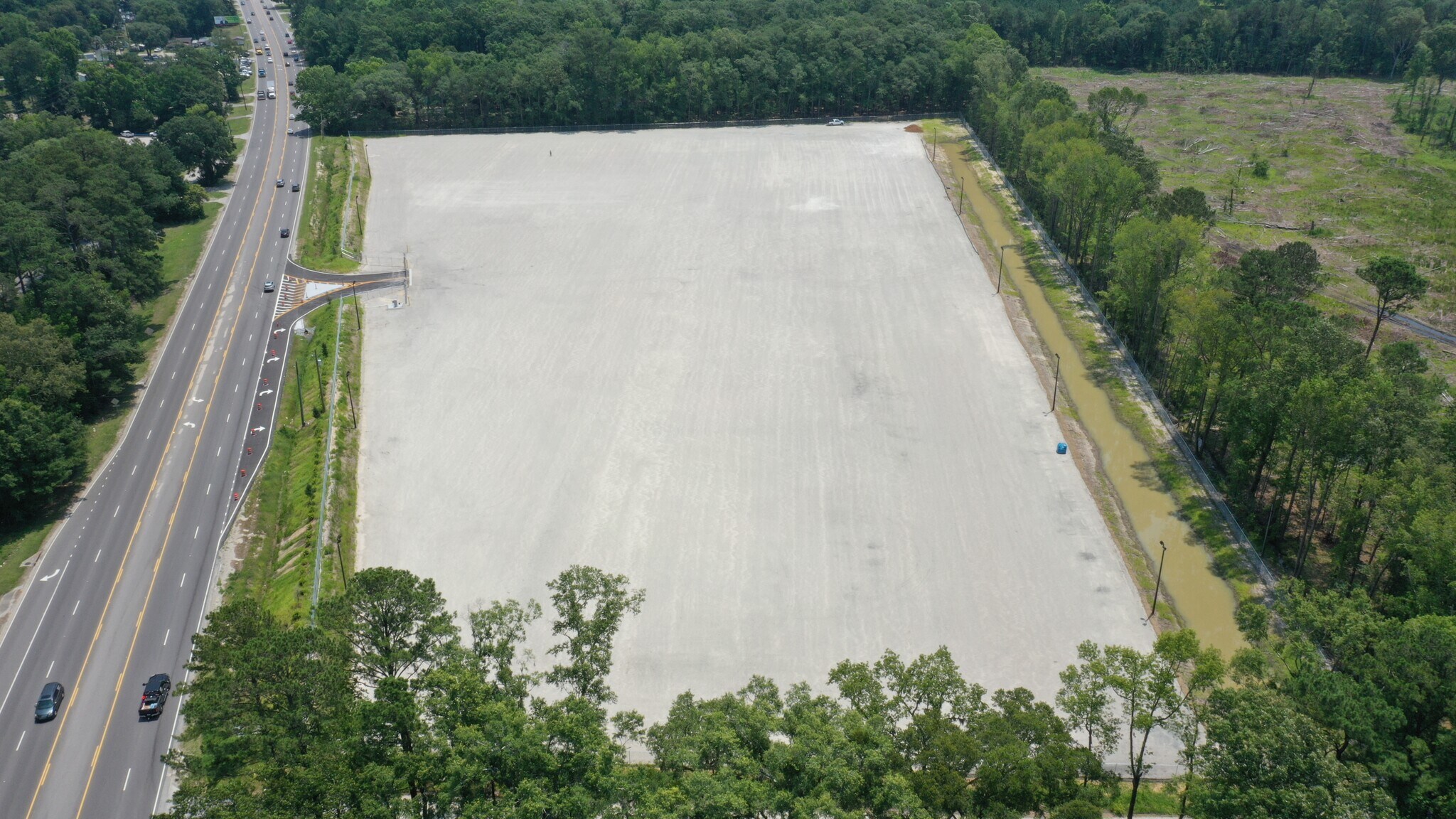 5195 Ogeechee, Savannah, GA for lease Building Photo- Image 1 of 8