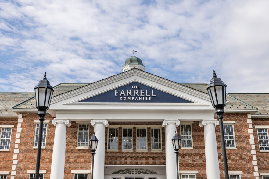 2200 Montauk Hwy, Bridgehampton, NY for lease - Building Photo - Image 2 of 3