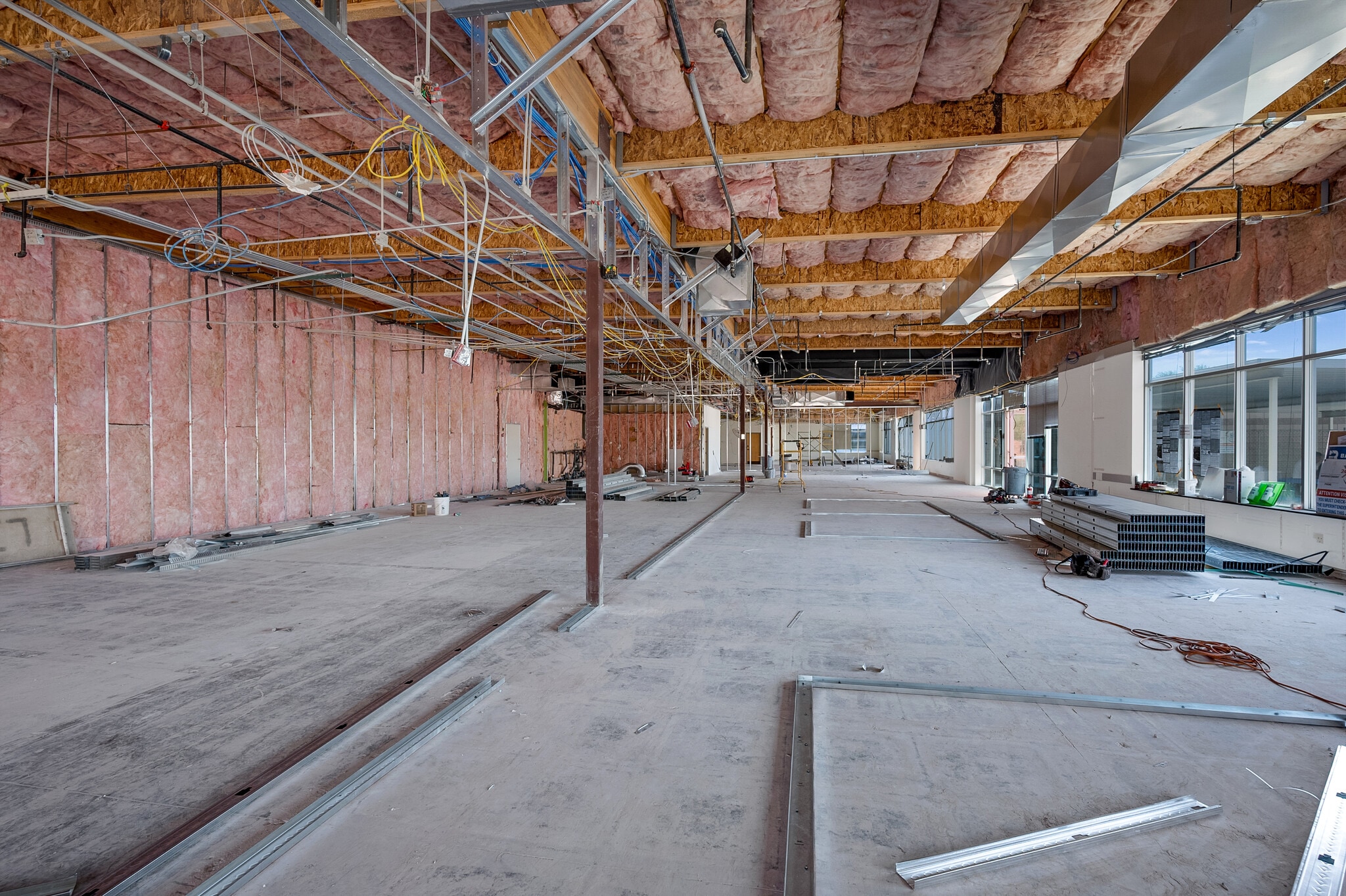 1455 W River Rd, Tucson, AZ for lease Interior Photo- Image 1 of 2