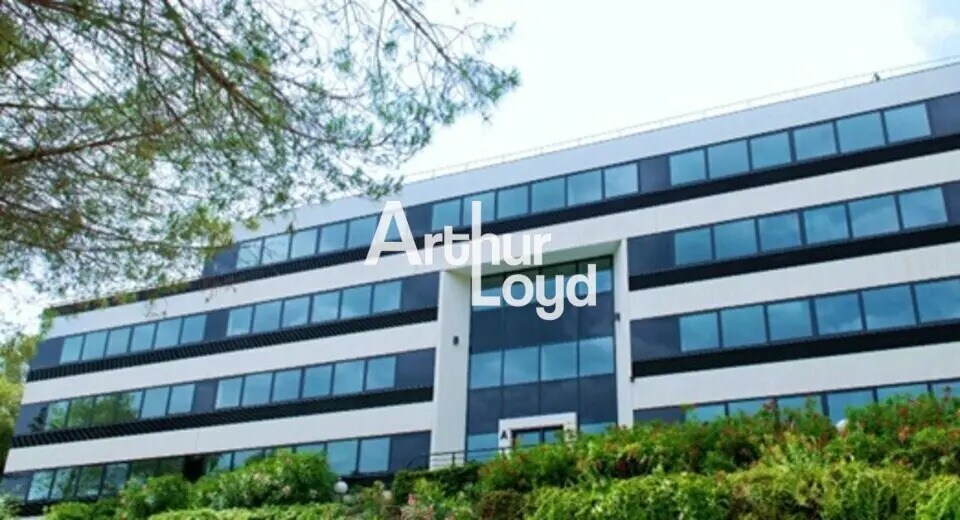 Office in Valbonne for sale Building Photo- Image 1 of 6