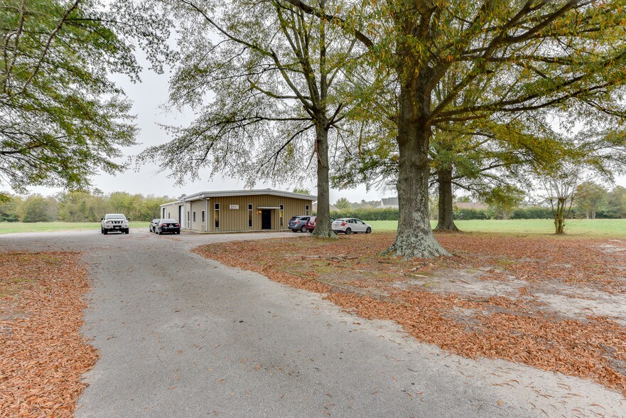 1236 Kings Fork Rd, Suffolk, VA for sale - Building Photo - Image 1 of 1