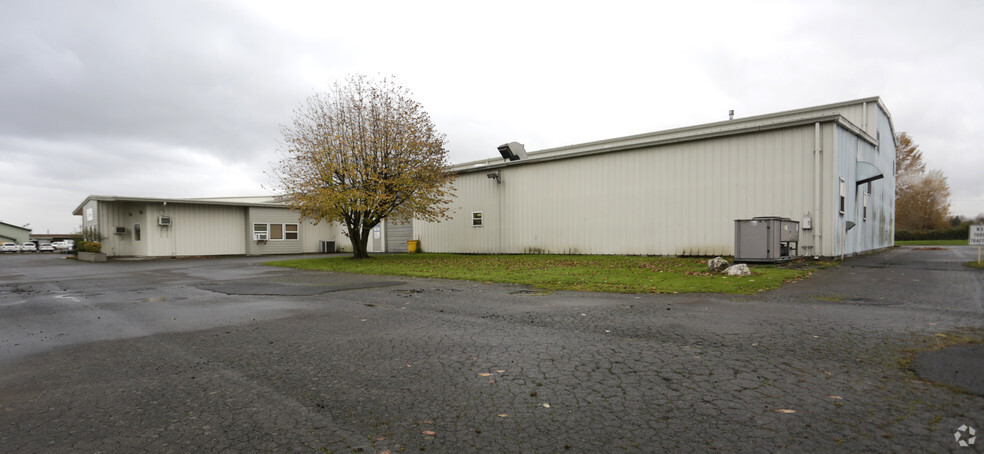 2209 Talley Way, Kelso, WA for sale - Building Photo - Image 1 of 1