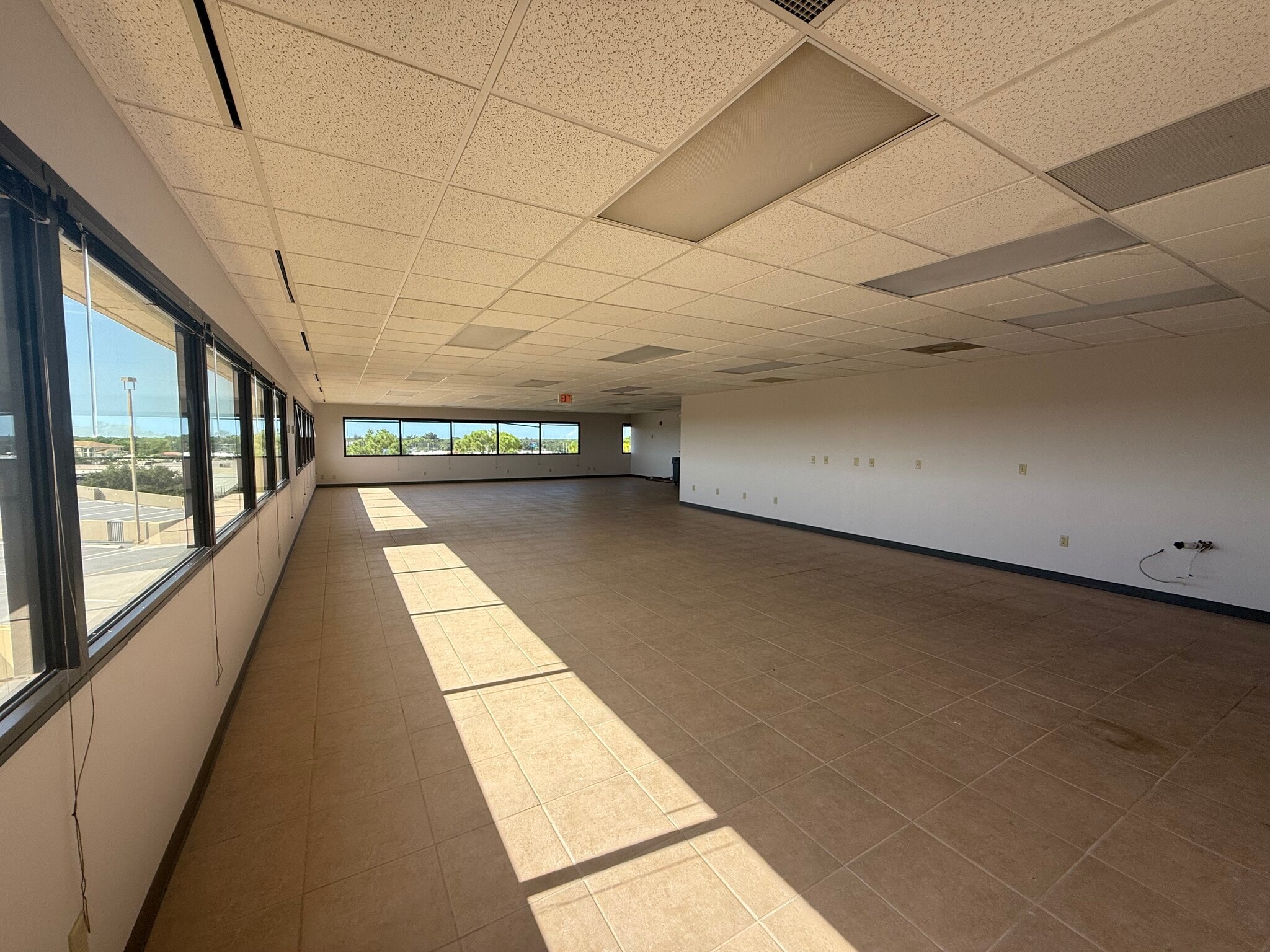 26750 US Highway 19 N, Clearwater, FL for lease Interior Photo- Image 1 of 3