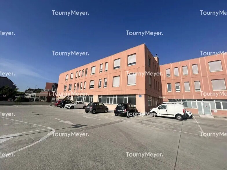 Office in Toulouse for sale - Building Photo - Image 1 of 1