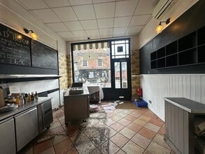 18-24 Bridge St, Winchester for lease Interior Photo- Image 2 of 5