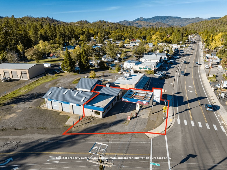 21823 Highway 62, Shady Cove, OR for lease - Building Photo - Image 2 of 41