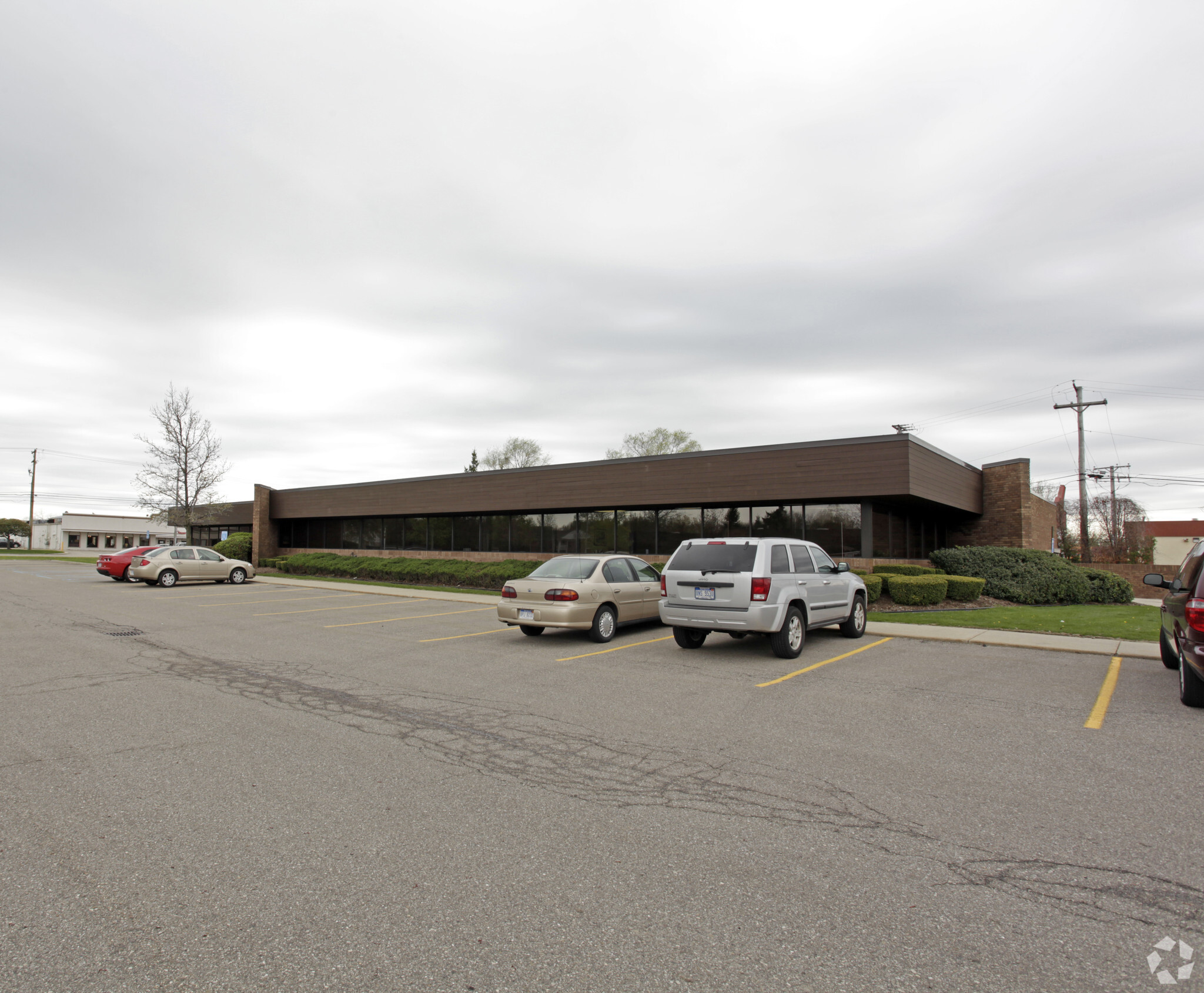 16931 19 Mile Rd, Clinton Township, MI for sale Building Photo- Image 1 of 1