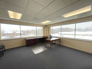 2630 Union Lake Rd, Commerce Township, MI for lease Interior Photo- Image 2 of 6