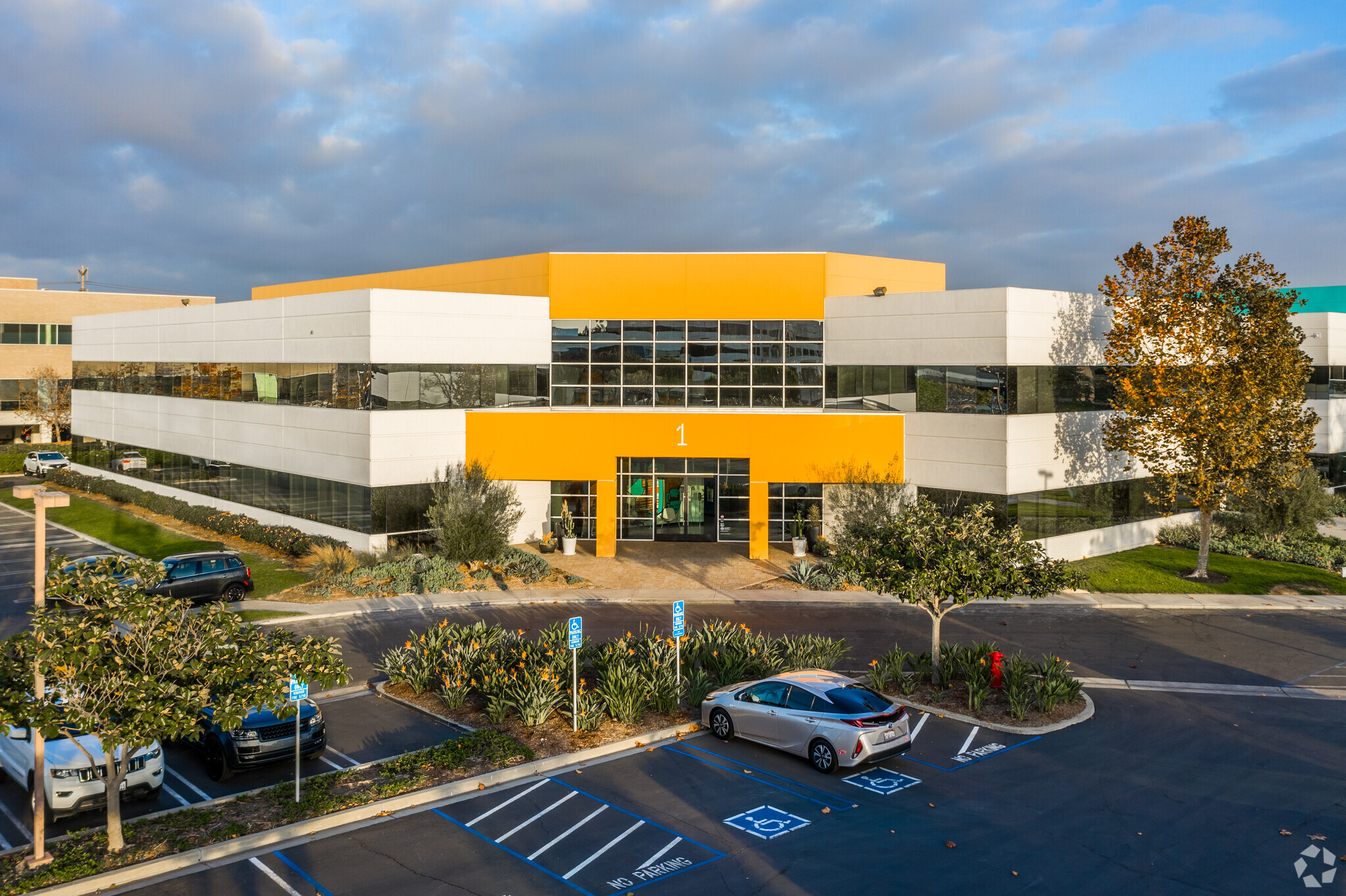 1 Corporate Park, Irvine, CA for sale Primary Photo- Image 1 of 1