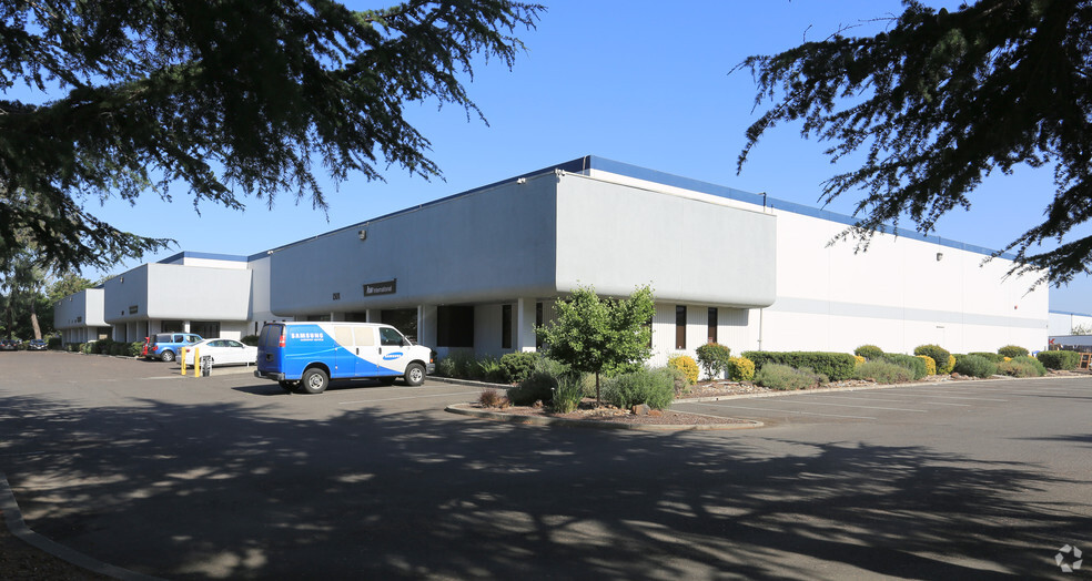 1501-1519 Zephyr Ave, Hayward, CA for lease - Building Photo - Image 1 of 4