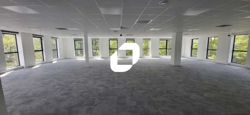 Office in Mérignac for sale - Interior Photo - Image 2 of 8