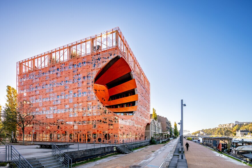 42 Quai Rambaud, Lyon for lease - Building Photo - Image 2 of 3