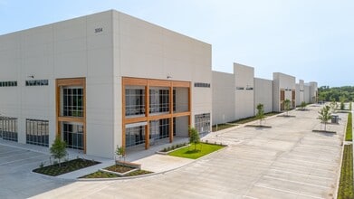 3000 N-IH 35 NB, Georgetown, TX for lease Building Photo- Image 2 of 11