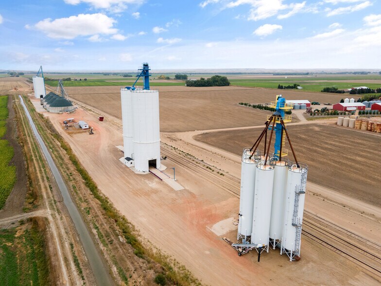 3018 161st Ave NW, Fairview, MT 59221