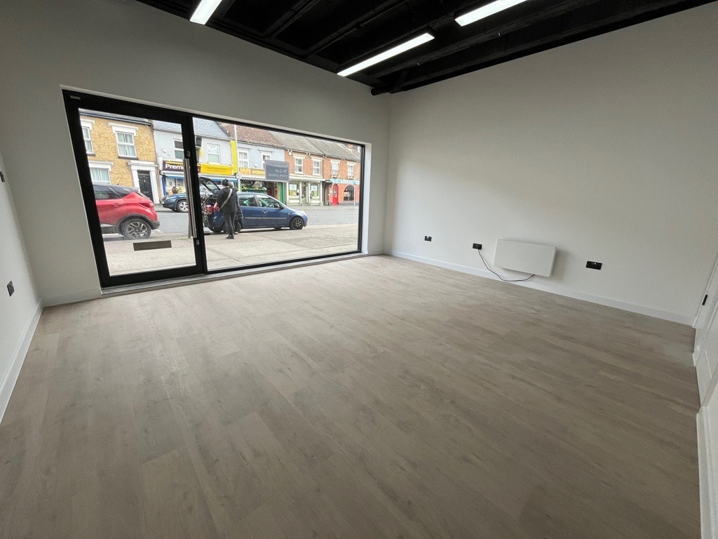 26 North Station Rd, Colchester for lease Interior Photo- Image 1 of 5