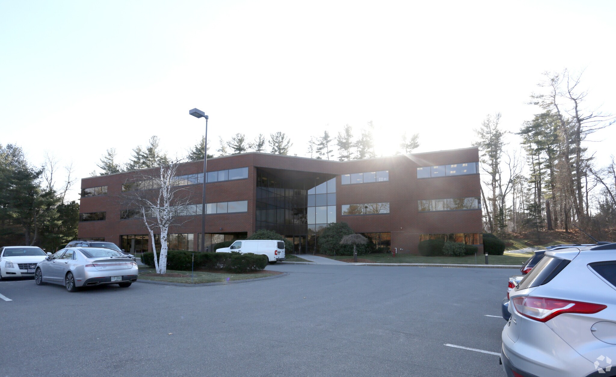 1 Executive Park Dr, Bedford, NH for lease Building Photo- Image 1 of 15