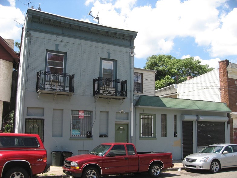 127-129 S Day St, Orange, NJ for sale - Primary Photo - Image 1 of 1