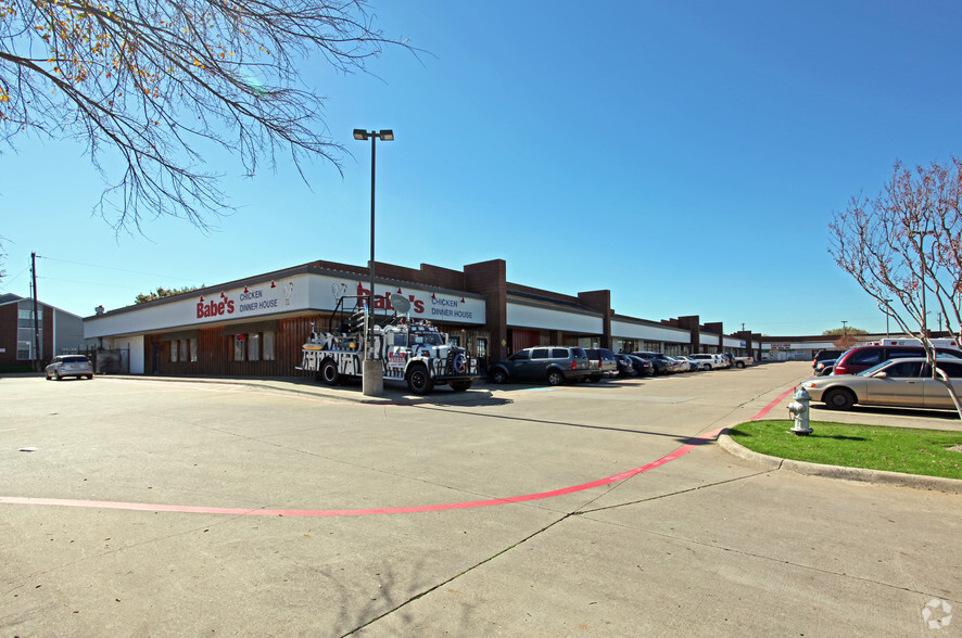 1456 Belt Line Rd, Garland, TX for lease - Primary Photo - Image 1 of 3