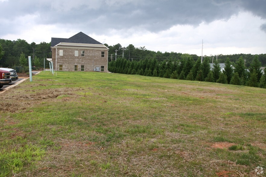 1225 Peachtree Pky, Cumming, GA for lease - Primary Photo - Image 1 of 7