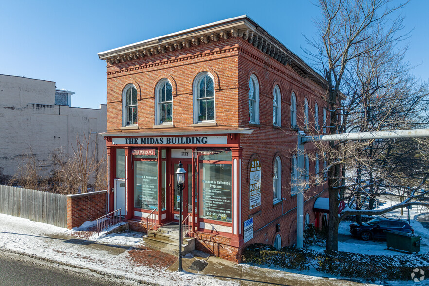 217 Main St, Ossining, NY for lease - Building Photo - Image 3 of 5