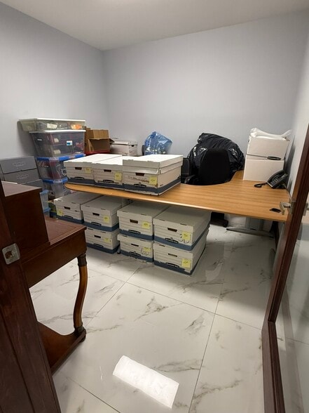 16 SW 1st Ave, Miami, FL for sale - Building Photo - Image 3 of 18