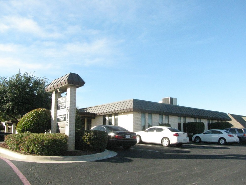 1615 Precinct Line Rd, Hurst, TX for sale - Building Photo - Image 1 of 1