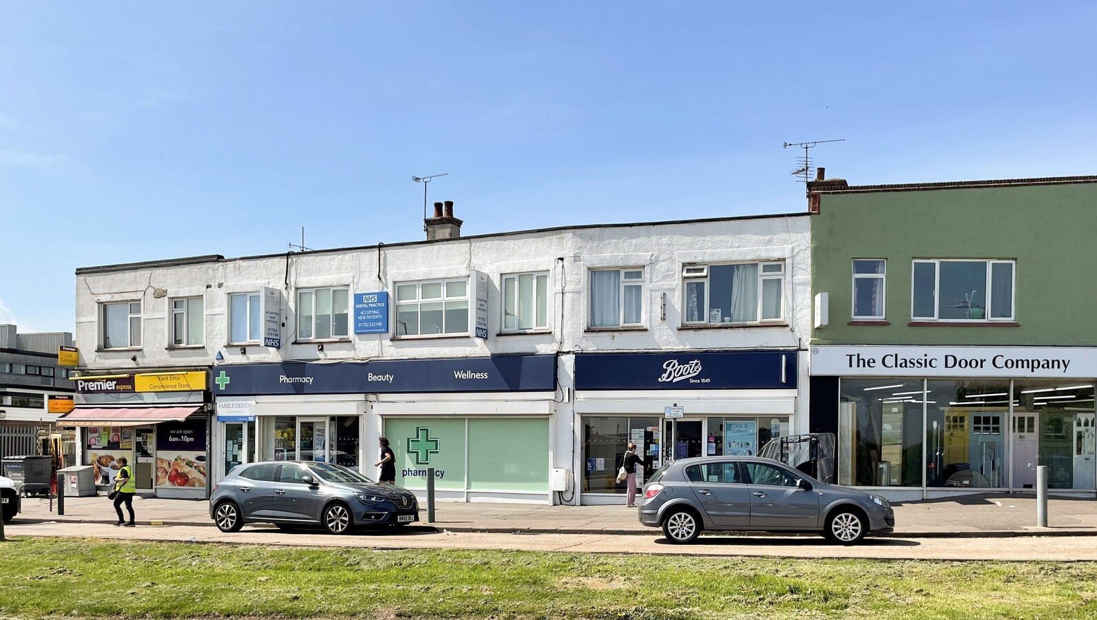 9-13 Rayleigh Rd, Leigh-On-Sea, ESS SS9 5UU | LoopNet