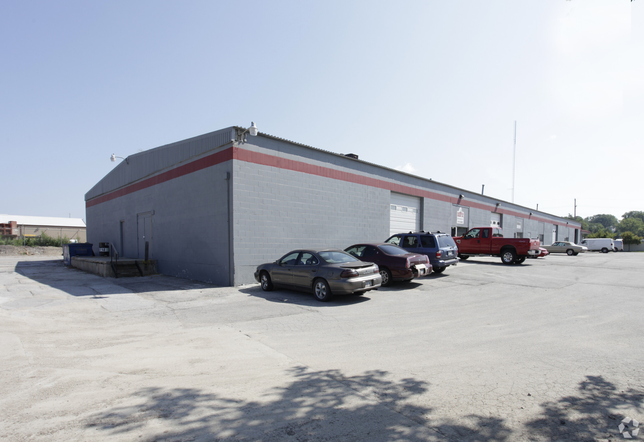 2330 Keystone Dr, Omaha, NE for sale Primary Photo- Image 1 of 1