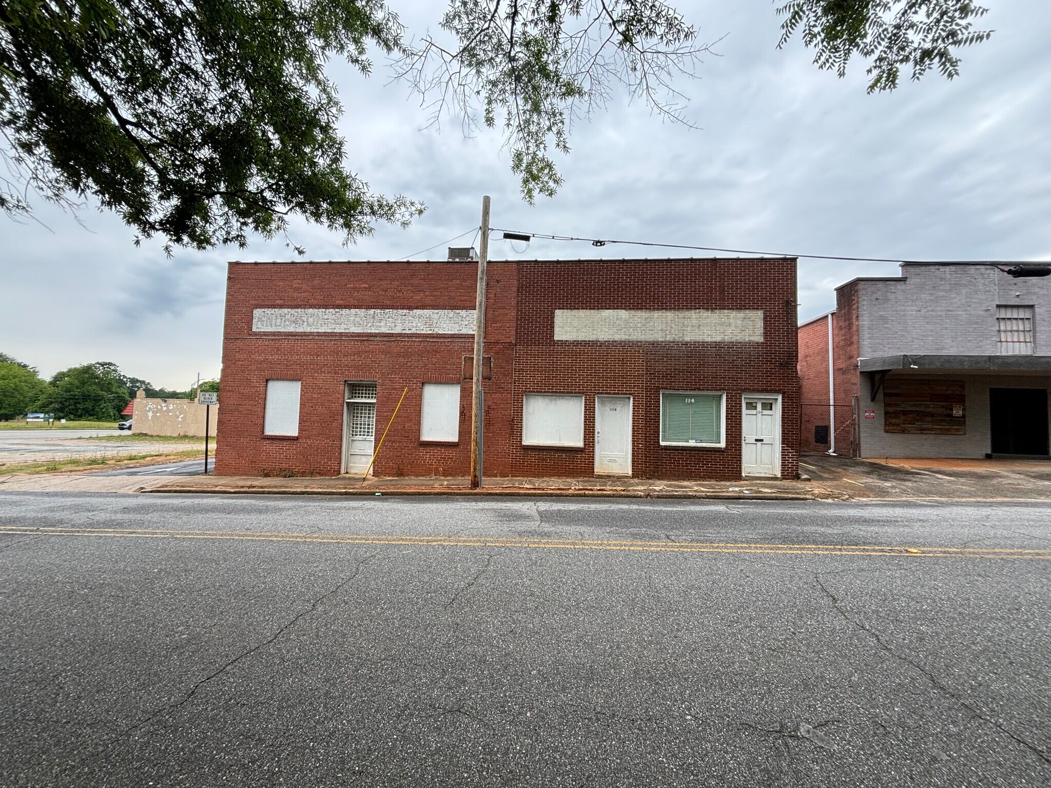 112-118 Tribble St, Anderson, SC for lease Building Photo- Image 1 of 15