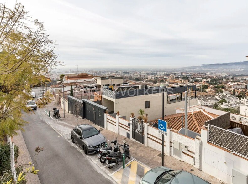 Multifamily in Sant Just Desvern, Barcelona for sale - Building Photo - Image 1 of 5