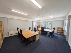 Hawley Rd, Dartford for lease Interior Photo- Image 1 of 5