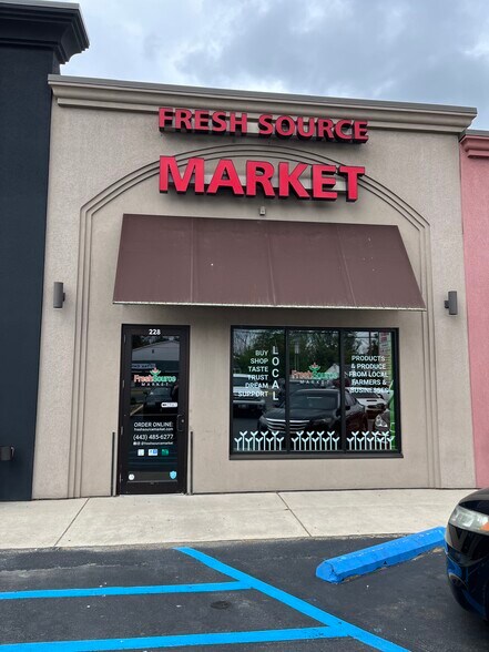 224-236 S Bridge St, Elkton, MD for lease - Building Photo - Image 1 of 15