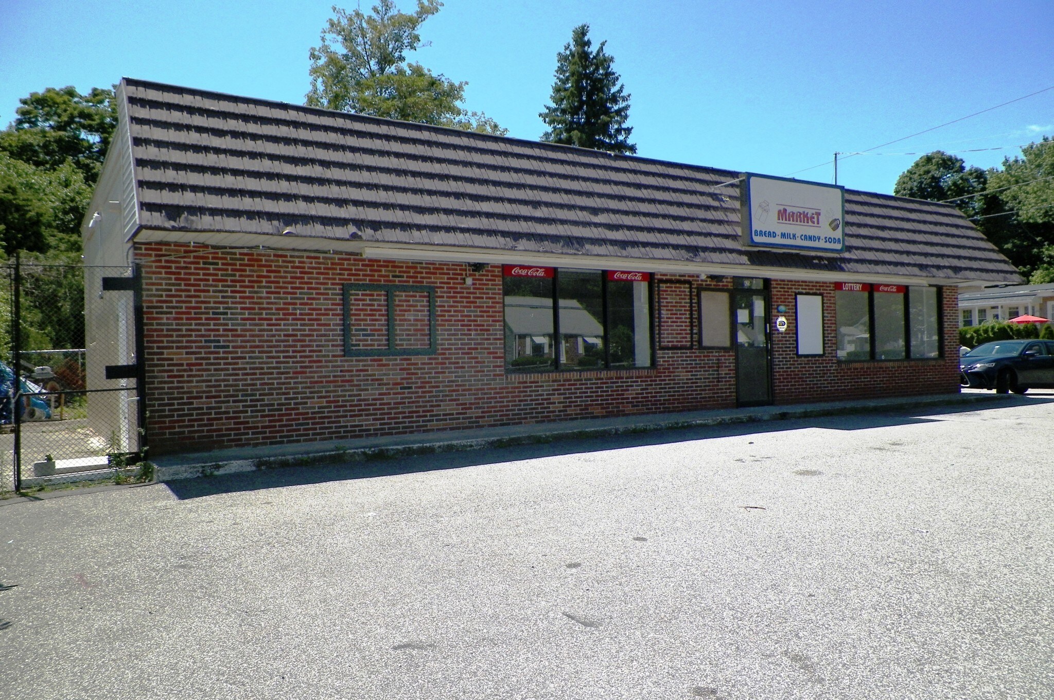 425 W Shore Rd, Warwick, RI for sale Building Photo- Image 1 of 1