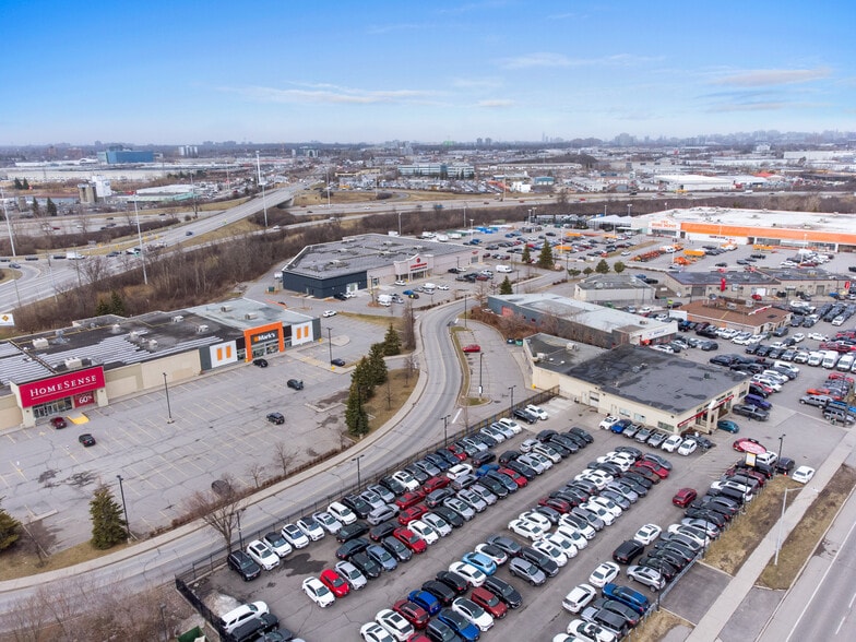 1495 Innes rd, Ottawa, ON for lease - Building Photo - Image 3 of 3