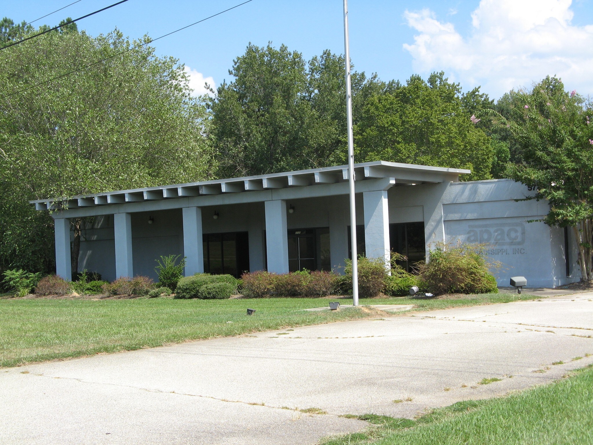 5725 Highway 18 W, Jackson, MS for sale Building Photo- Image 1 of 1