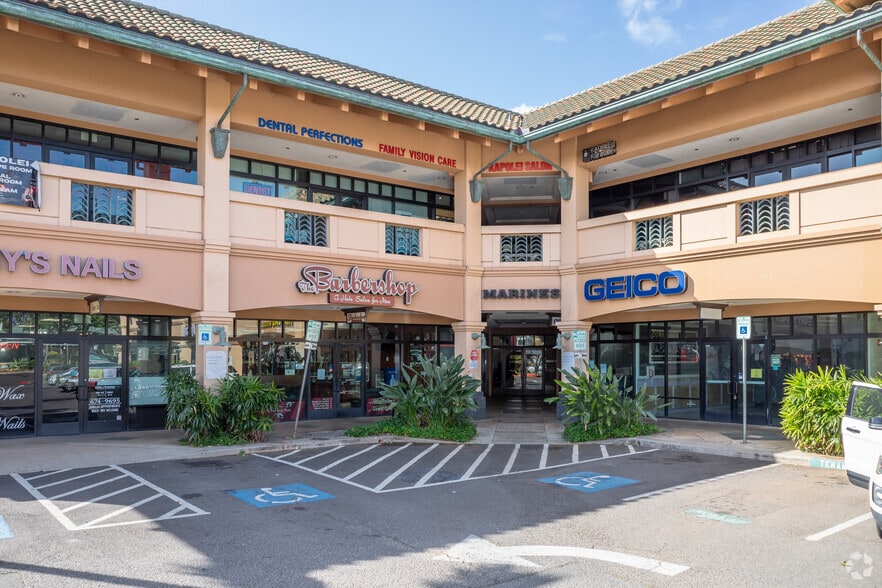 563-565 Farrington Hwy, Kapolei, HI for lease - Building Photo - Image 2 of 7