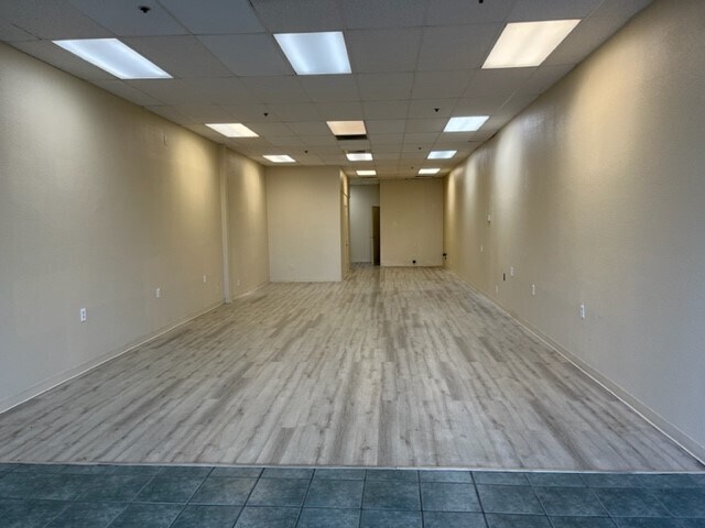 1909-1989 Peabody Rd, Vacaville, CA for lease - Interior Photo - Image 2 of 2